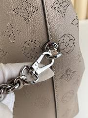 Louis Vuitton LV Why Knot PM Galet Size 28 x 34 x 12 cm - 3