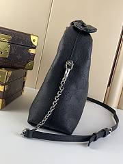 Louis Vuitton LV Why Knot PM Black Size 28 x 34 x 12 cm - 3