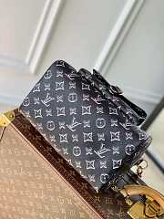 Louis Vuitton LV M20852 Speedy Bandouliere 25 Handbag Black - 6