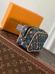 Louis Vuitton LV M81339 Wapity Case Bag Black Size 11 x 8 x 4 cm - 3