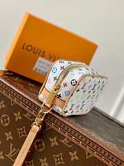 Louis Vuitton LV M81339 Wapity Case Bag White Size 11 x 8 x 4 cm - 3