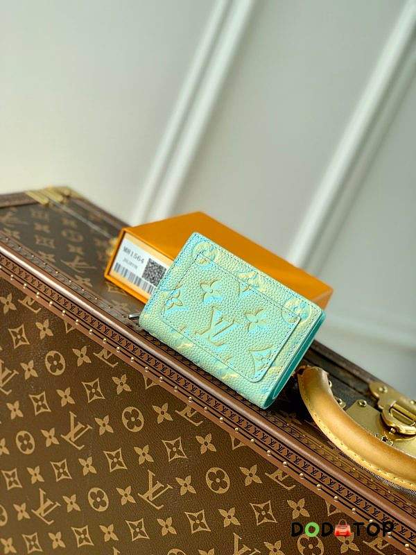 Louis Vuitton LV Clea Wallet M81564 Size 12 x 9 x 3.5 cm - 1