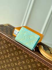 Louis Vuitton LV Clea Wallet M81564 Size 12 x 9 x 3.5 cm - 6