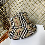Burberry Hat 01 - 3