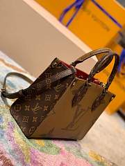 LV M45039 Louis Vuitton Onthego PM Monogram Handbag Size 25 x 19 x 11.5 cm - 5