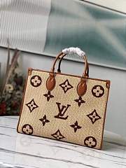 Louis Vuitton LV OnTheGo MM Tote Bag Tan Size 35 x 27 x 14 cm - 3
