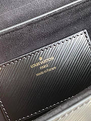 Louis Vuitton Twist MM 05 Size 23 x 17 x 9.5 cm - 2