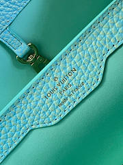 Louis Vuitton Capucines MM 03 Size 31.5 x 20 x 11 cm - 5