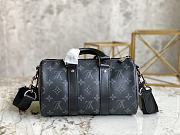 Louis Vuitton LV M46271 Black Flower Men's Pillow Keepall Bag Size 25 x 15 x 11 cm - 5