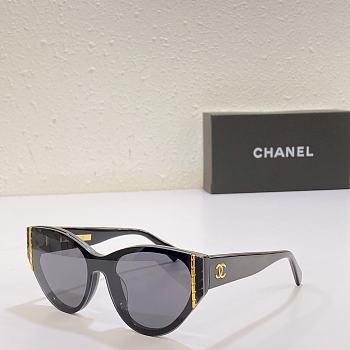 Chanel Glasses 01