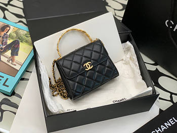 Chanel Cl Clutch With Chain Black Size 11.5 x 14.5 x 5.5 cm