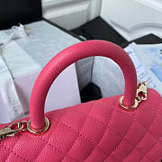 Chanel Flap Bag With Top Handle Pink Size 14 x 24 x 10 cm - 4