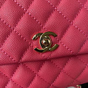 Chanel Flap Bag With Top Handle Pink Size 14 x 24 x 10 cm - 2