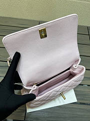 Chanel Flap Bag With Top Handle Nude Pink Size 14 x 24 x 10 cm - 6