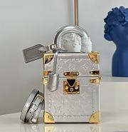 Louis Vuitton LV Camera Box Size 16 x 13 x 7.5 cm - 1