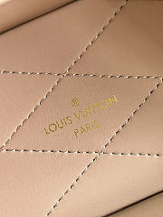 Louis Vuitton LV Camera Box Size 16 x 13 x 7.5 cm - 2