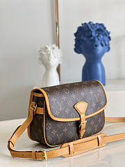 Louis Vuitton LV Vintage Sologne Size 27 x 8.5 x 17 cm - 4