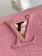 Louis Vuitton LV Capucines BB 04 Size 27 x 18 x 9 cm - 3