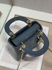  Dior Mini Lady Dior Bag M0505 Deep tan lanin Patent Cannage Calfskin Size 17 x 15 x 7 cm - 2