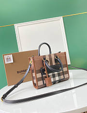 Burberry Medium Freya Tote Size 23 x 8 x 19 cm - 5