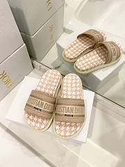 Dior Slippers 16 - 4