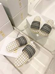 Dior Slippers 18 - 5