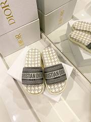 Dior Slippers 18 - 3