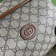Gucci Medium Backpack With Interlocking G 696013 Size 26 x 43 x 18 cm - 2
