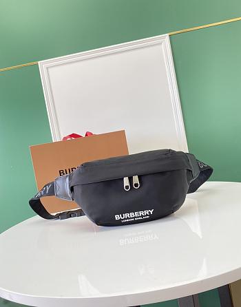 Burberry Bumbag Black Size 31 x 7.5 x 16 cm