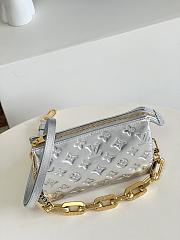 Louis Vuitton Lv Coussin BB Handbag M20567 Size 21 x 16 x 7 cm - 6