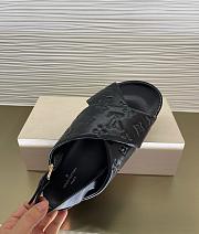 Lv Paseo Flat Comfort Sandals - 6