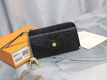 Louis Vuitton LV M69421 Card Holder Recto Verso Monogram Black Size 13 x 9.5 x 2.5 cm
