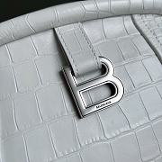 Balenciaga Handle White Bag Size 27 x 15.5 x 11 cm - 5