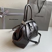Balenciaga Handle Bag Size 27 x 15.5 x 11 cm - 5