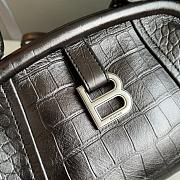 Balenciaga Handle Bag Size 27 x 15.5 x 11 cm - 2