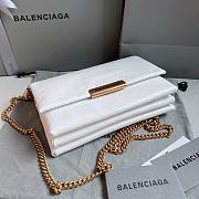 Balenciaga Triplet Organ Chain Bag White Size 21 x 8 x 12 cm - 2