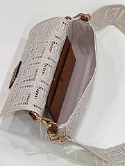 Fendi Baguette Bag Size 28 × 6 × 14 cm - 3