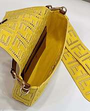 Fendi Baguette Yellow Bag Size 28 × 6 × 14 cm - 4
