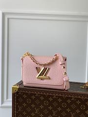 Louis Vuitton LV Twist M20699 Pearlescent Powder PM Size 19 x 15 x 9 cm - 1