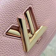 Louis Vuitton LV Twist M20699 Pearlescent Powder PM Size 19 x 15 x 9 cm - 5