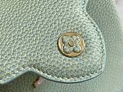 Louis Vuitton LV Capucines Mini Handbag Green Size 21 x 14 x 8 cm - 2