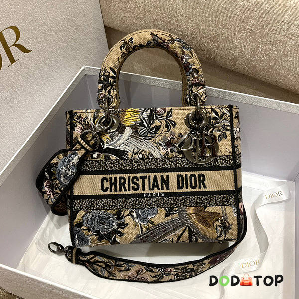 Dior Lady D-Lite Bag 04 Size 24 x 20 x 11 cm - 1