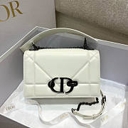 Dior 30 Montaigne Chain Bag With Handle White Size 25 x 15 x 8 cm - 1