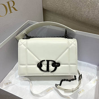 Dior 30 Montaigne Chain Bag With Handle White Size 25 x 15 x 8 cm