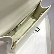 Dior 30 Montaigne Chain Bag With Handle White Size 25 x 15 x 8 cm - 2
