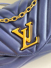 Louis Vuitton New Wave Chain Bag Blue Size 24 x 14 x 9 cm - 5