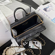 Chanel Cl Vanity Case Black Size 11.5 × 15 × 8.5 cm - 4