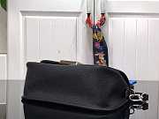 Louis Vuitton Buci Crossbody Bag M59457 Black Size 24.5 x 15.5 x 9 cm - 6