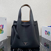 Prada Leather Tote Black Size 33 x 16 x 35 cm - 1