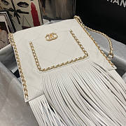 Chanel Shopping White Bag Size 28.5 x 23.5 x 1.5 cm - 2